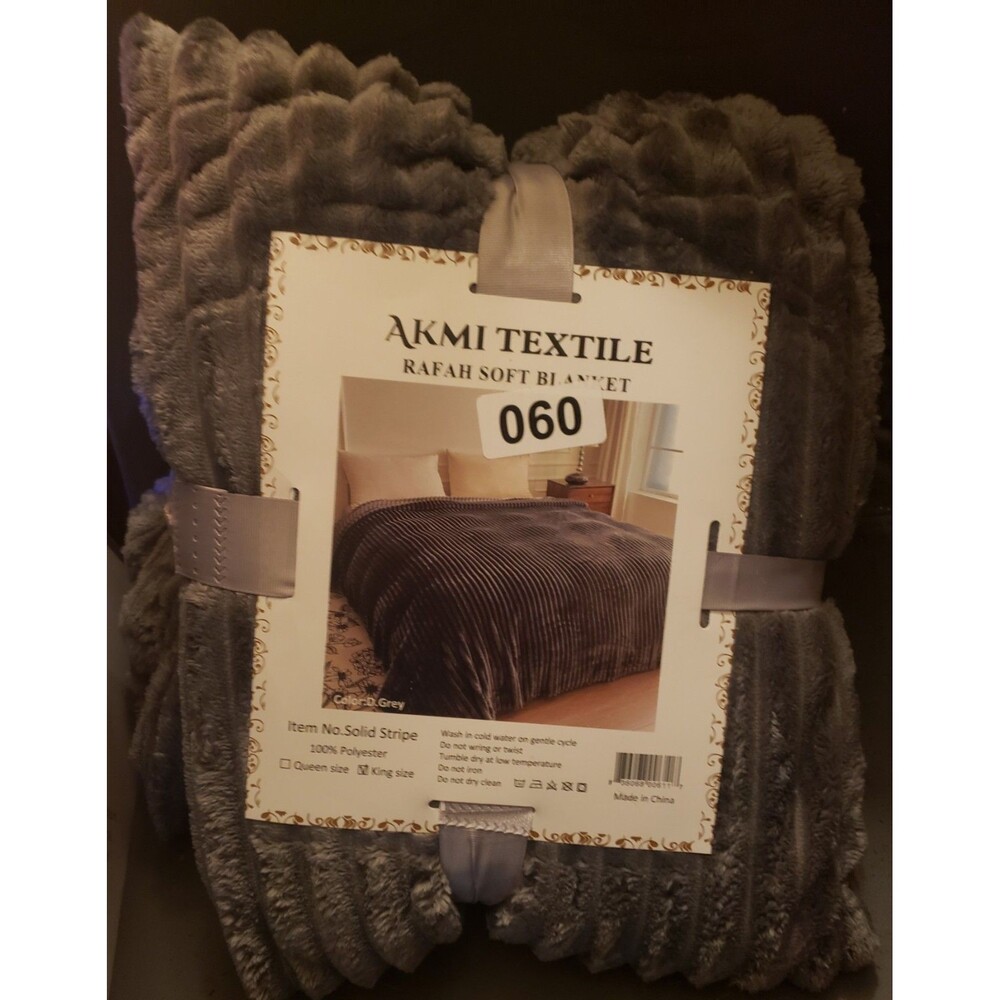AKMI TEXTILE Rafah Soft Blanket King Size D. Gray Polyester Solid Stripe